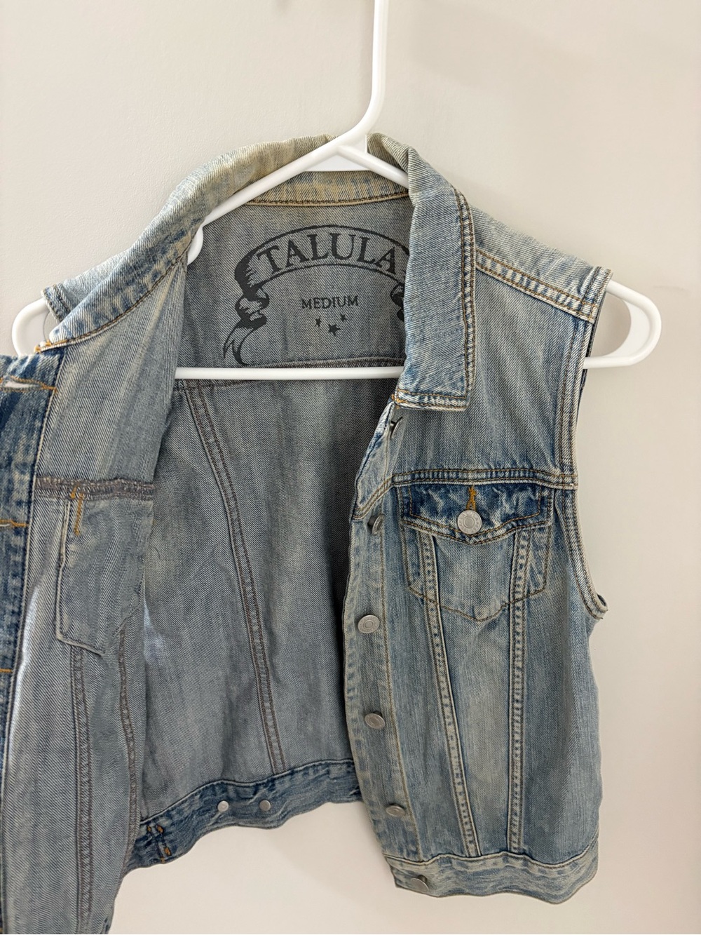 Vintage Aritzia Light Wash Denim Vest - Picture 2 of 4
